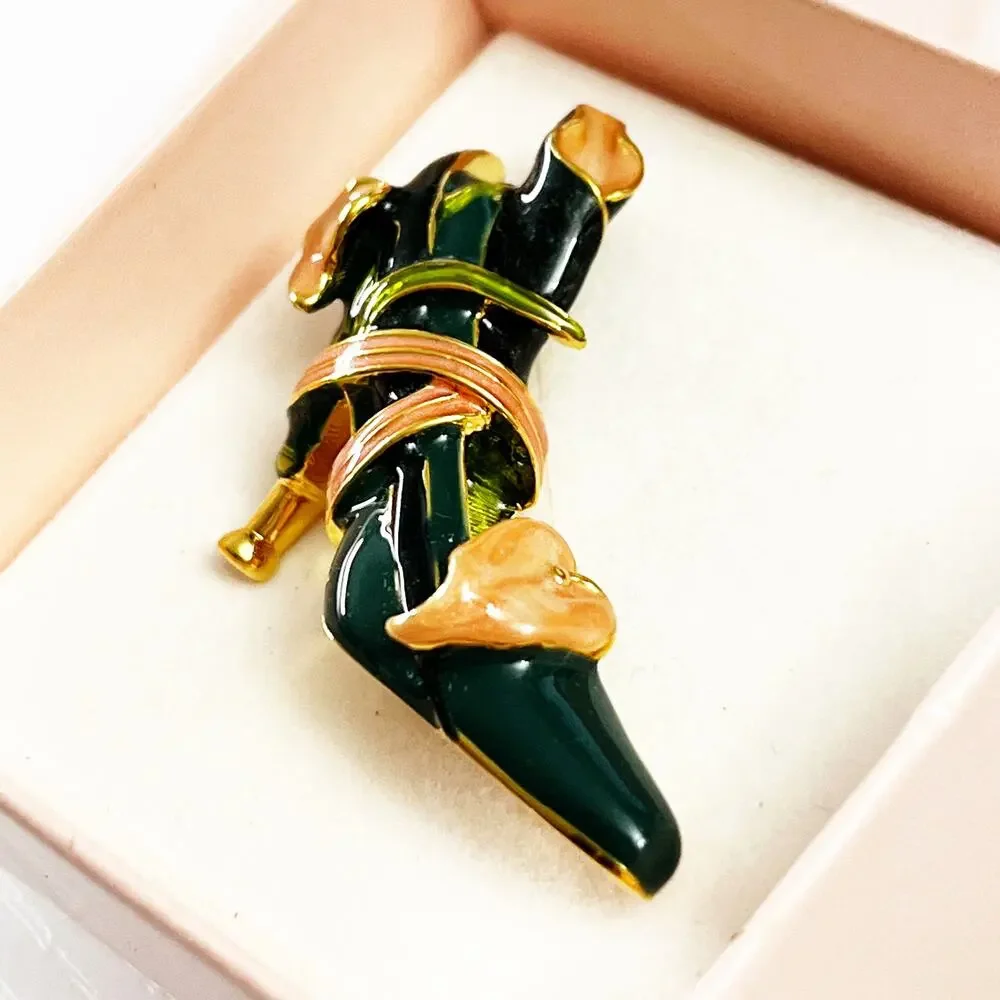 KJL Kenneth Jay Lane Enamel Calla Lily Shoe Brooch NEW